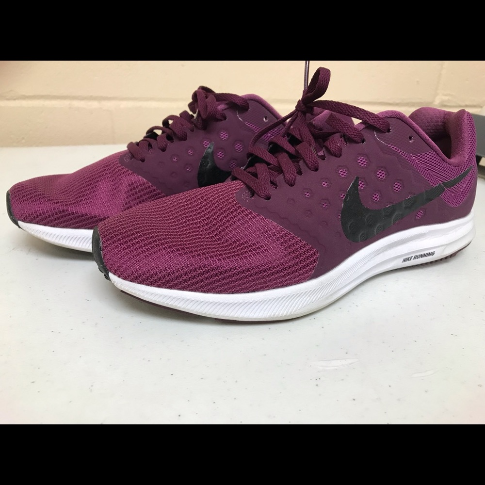 Nike running shoes 9